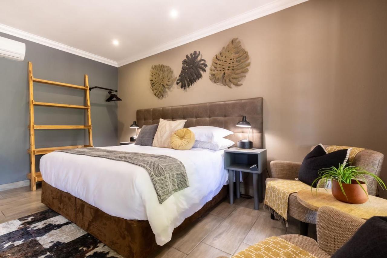 Lowveld Living Guesthouse Mbombela Екстериор снимка